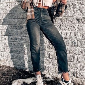 AEO Dark Wash Denim Size 4 Slim Straight